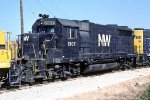Norfolk & Western GP35 NW #1307 on lease to Santa Fe